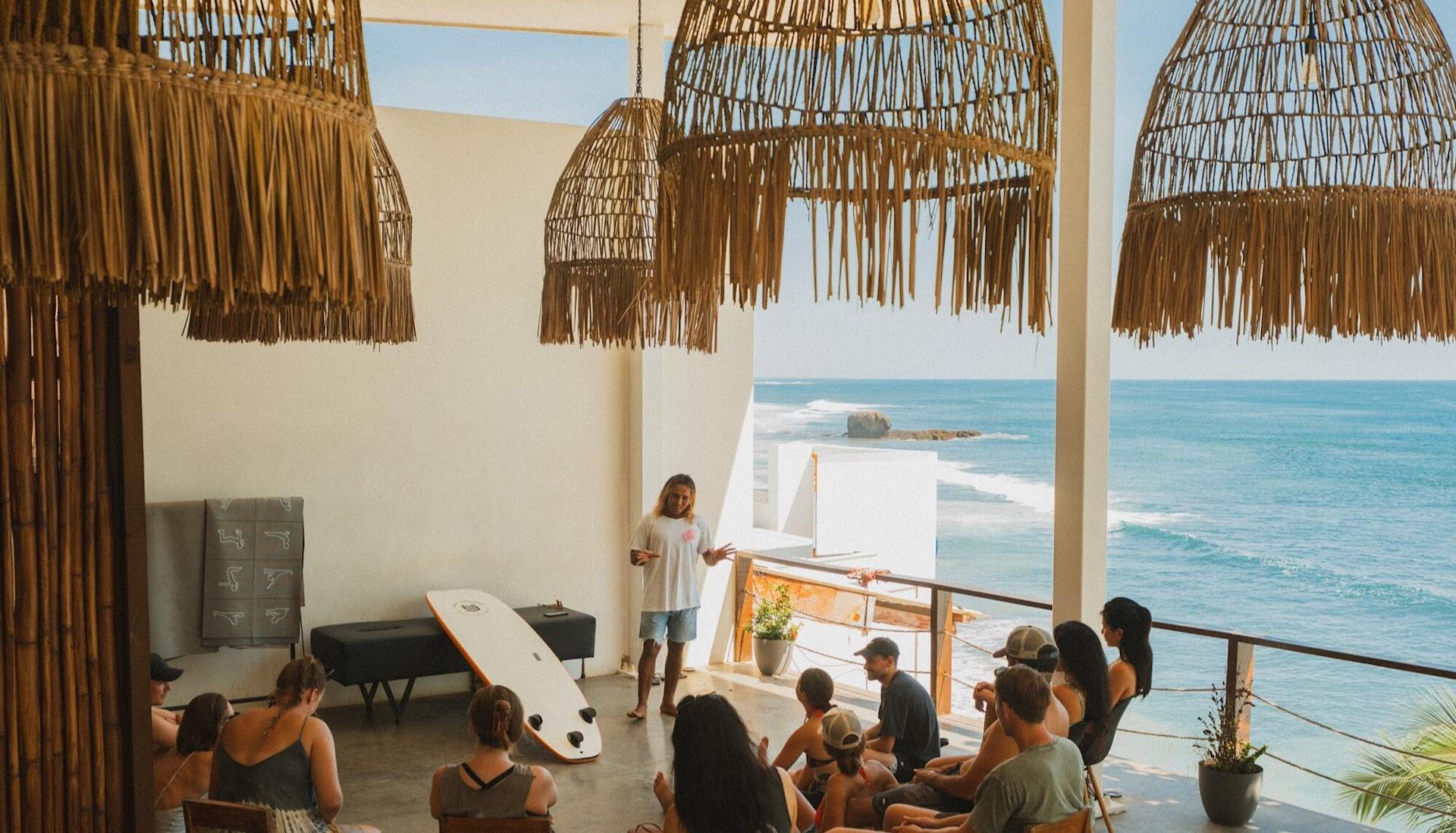 el salvador - surfclass - lapoint surfcamps