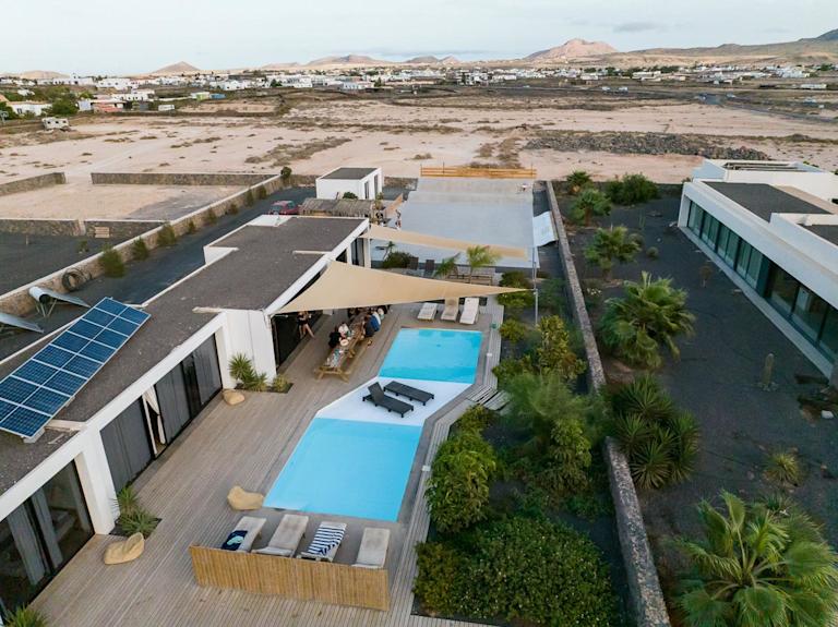 lapoint-surfcamp-fuerteventura-drone