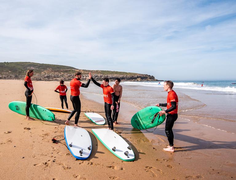 1 Lapoint-Surf-Camp-group-trip-ericeira-portugal-surfing-1-