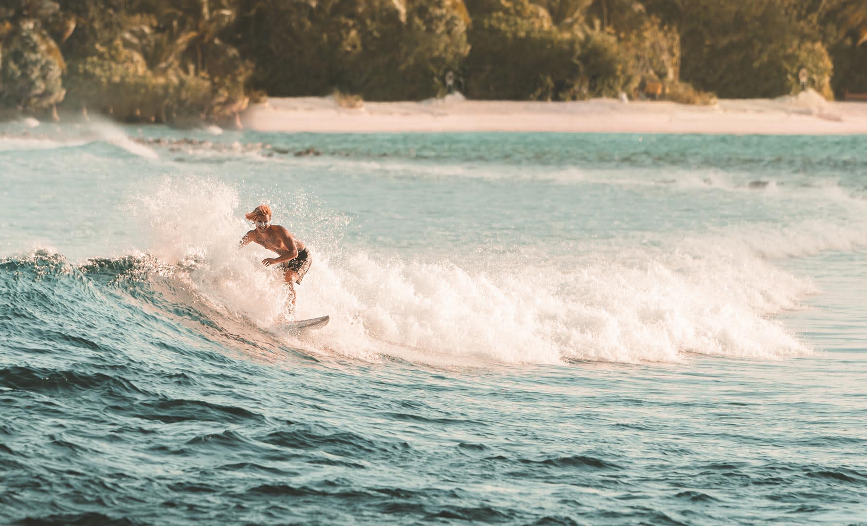 World-surfing-day-with-Lapoint