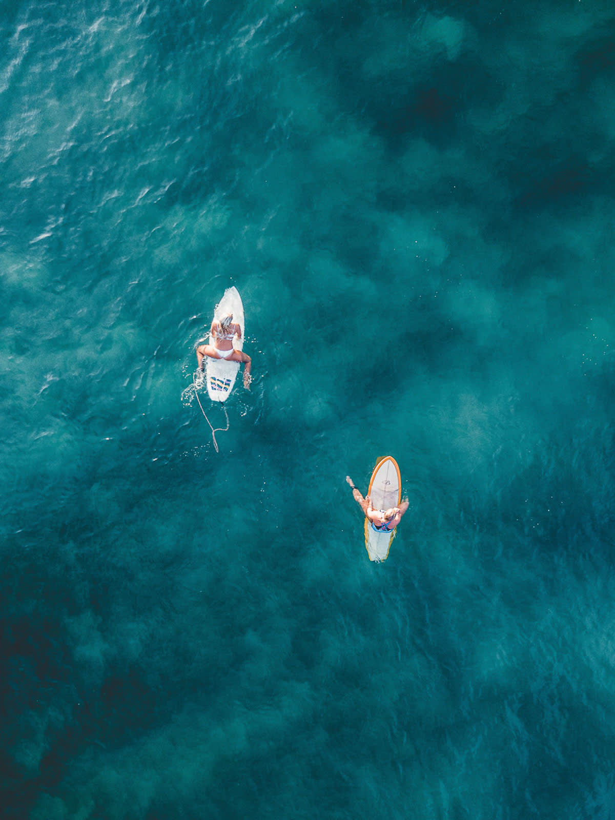 droneshot-surfers