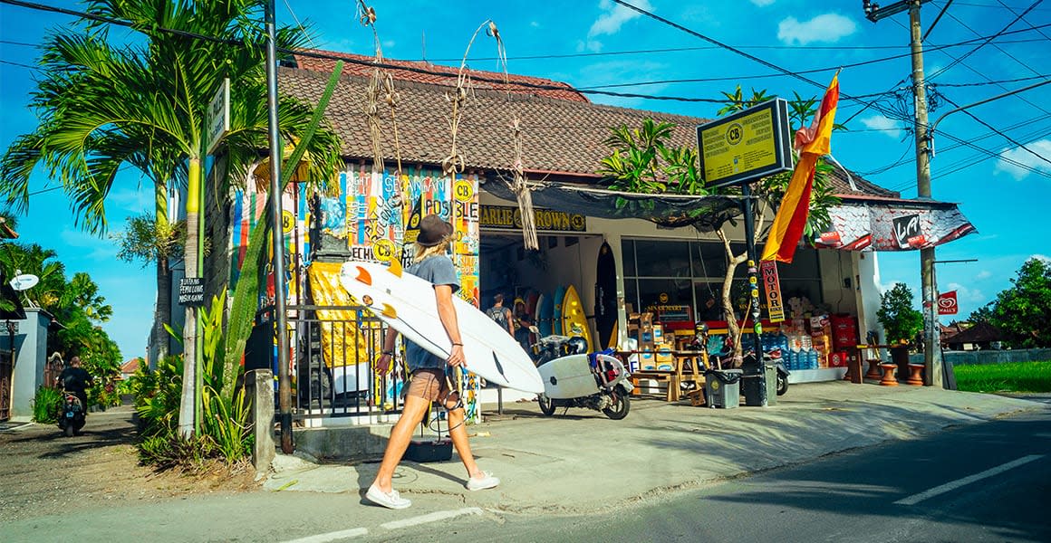 CharlieBrown boardshop bali