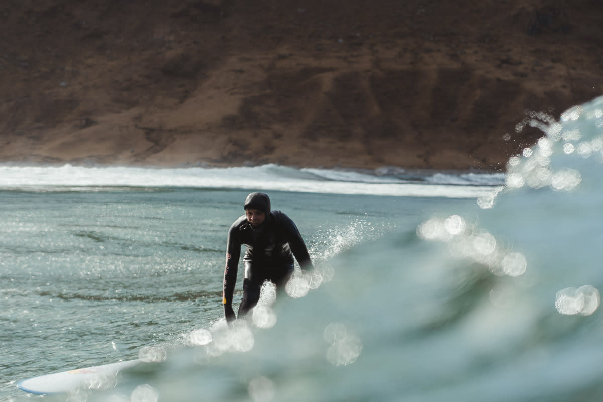 surfer-wave