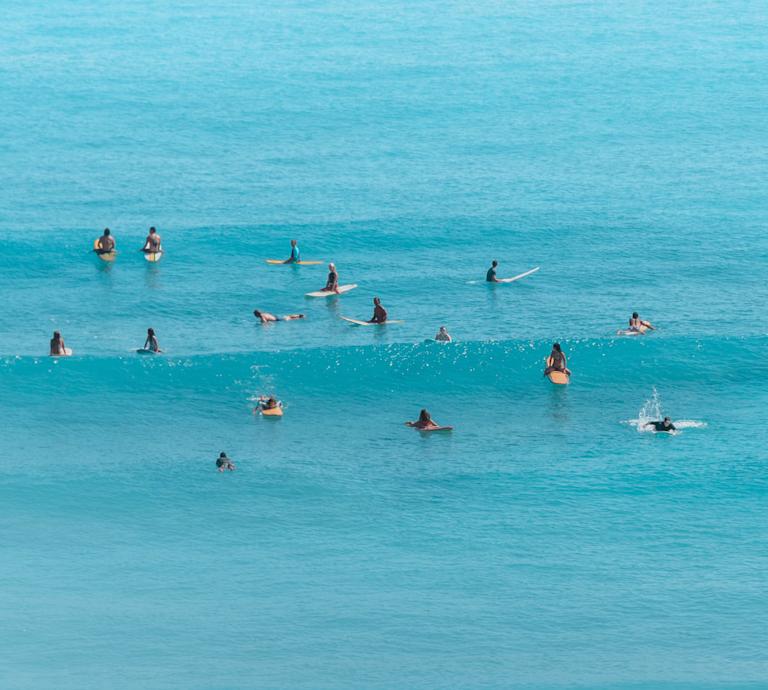 3 Lapoint-Surf-Camp-group-trip-costa-rica-group-surfing-wave-1-