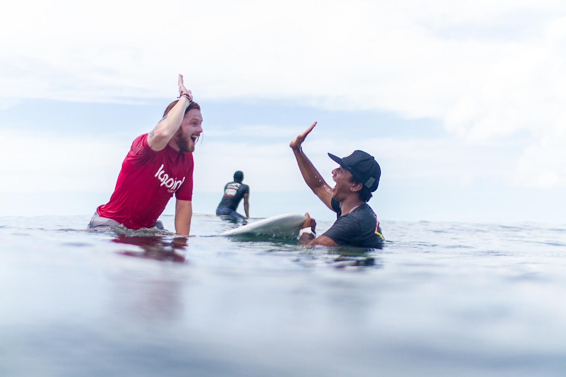 lapoint high fice surfing in bali