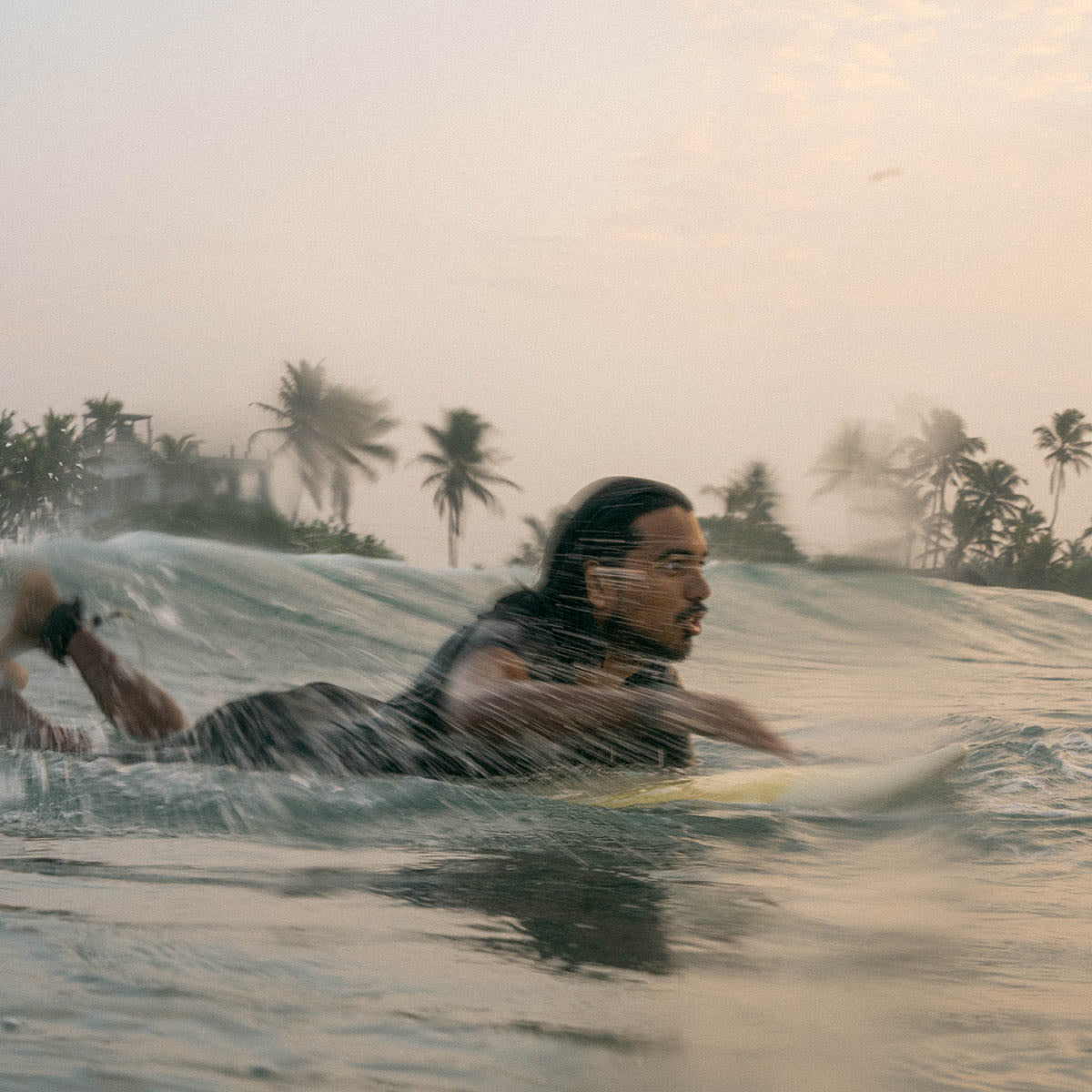 Surfing-Sri-Lanka-in-low-season