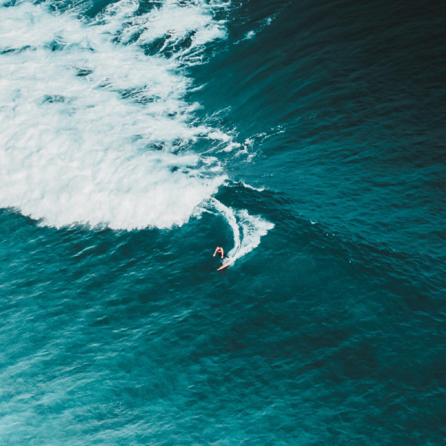 Maldives-surf-cruise-Lapoint-camps-surfing