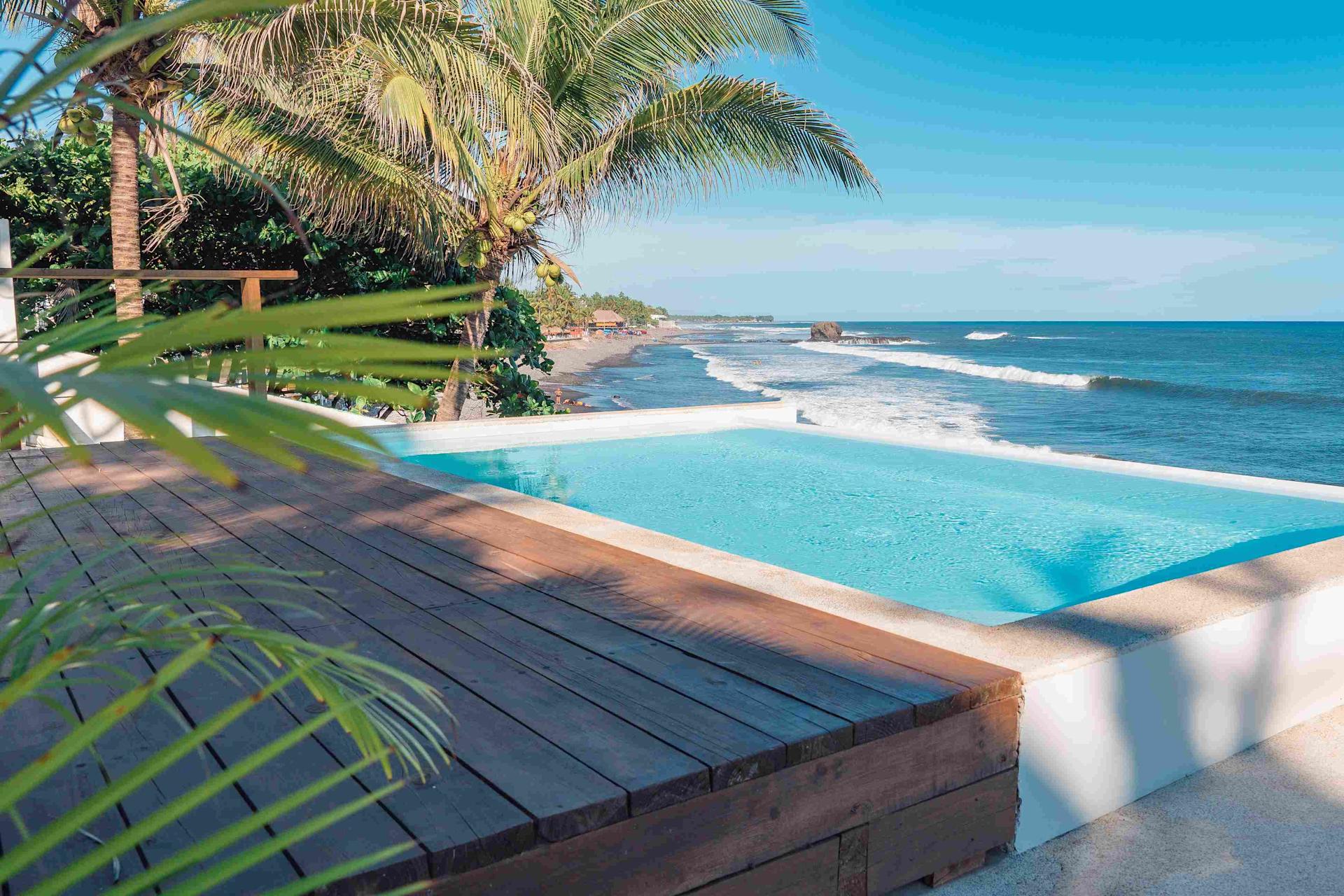 Swimming pool, El Salvador
