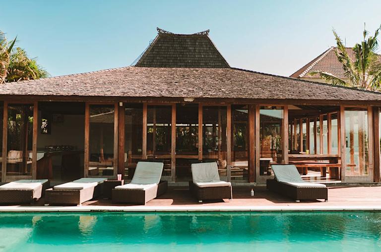 Surf-camp-by-the-pool