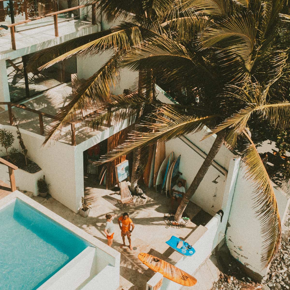 air-and-water-temperature-el-salvador-lapoint-surf-camps