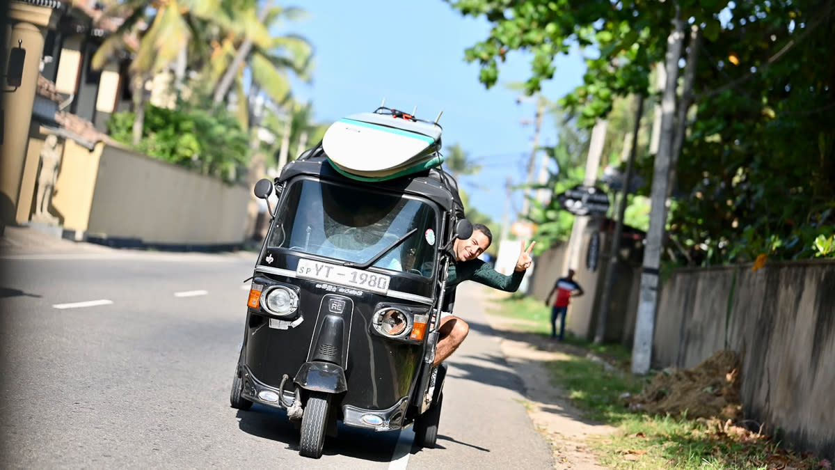 tuktuk-sri-lanka