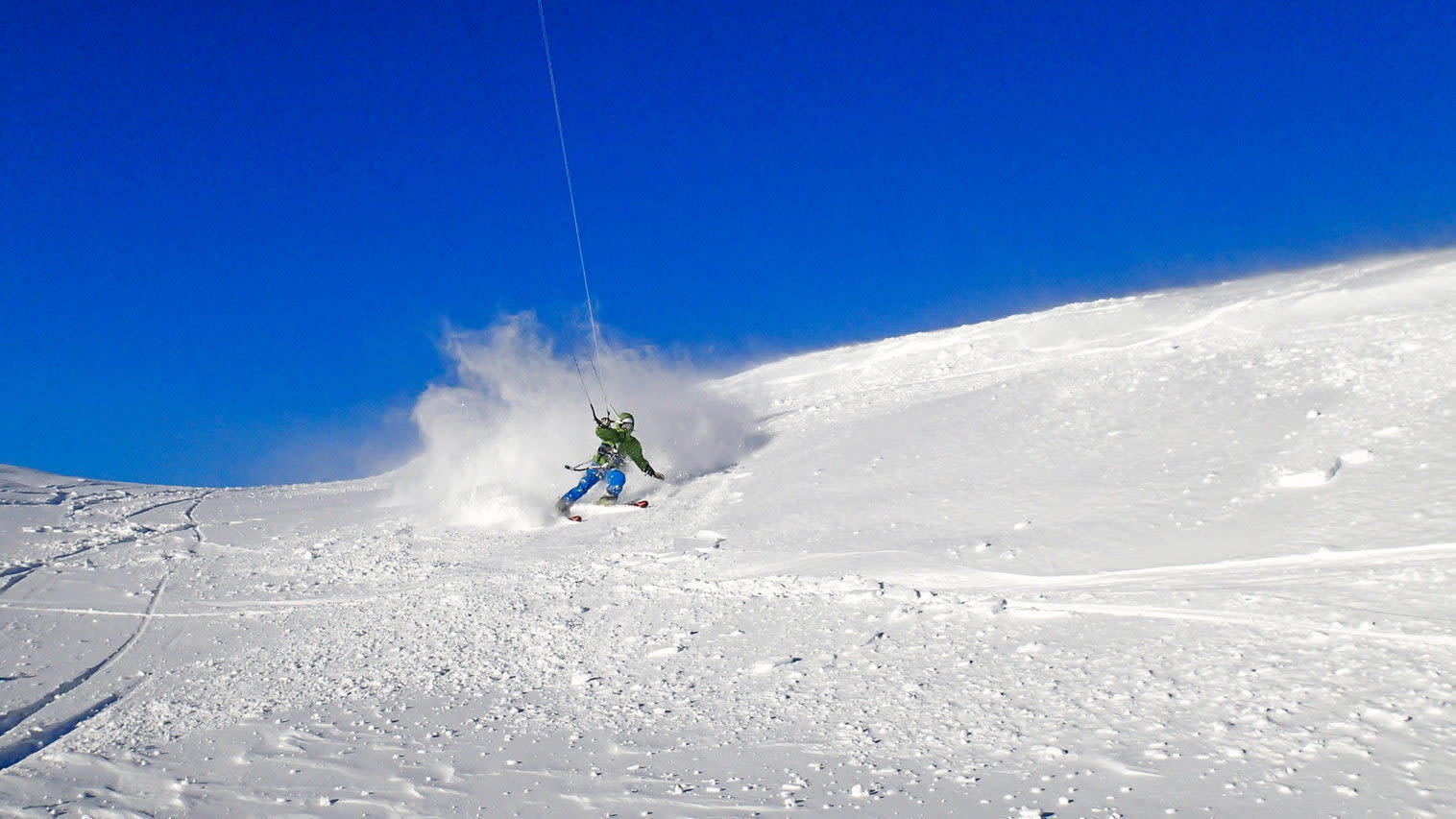 Skis snowkiting