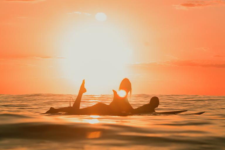 sunset-surf